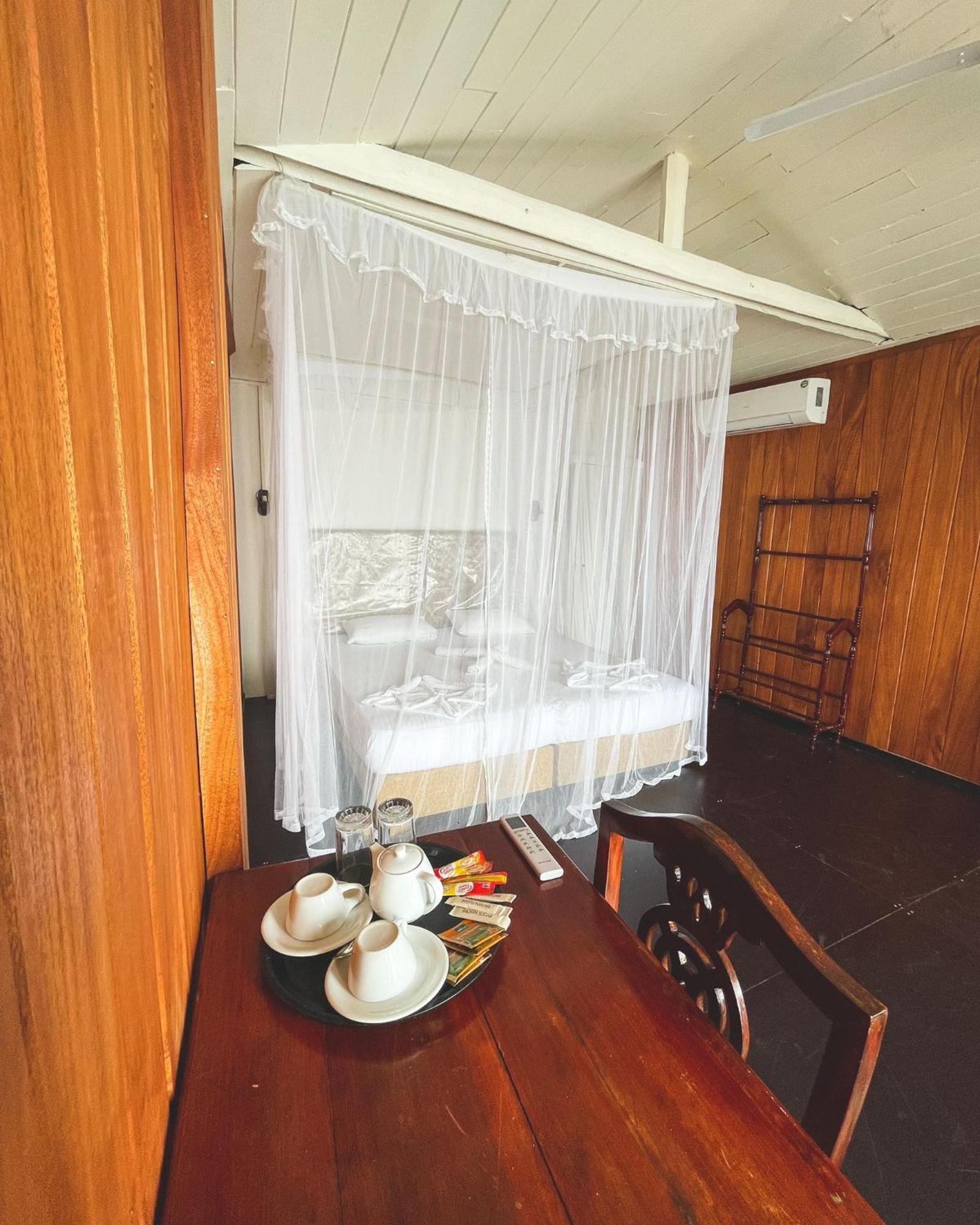 Why Not Guest House Hikkaduwa Extérieur photo