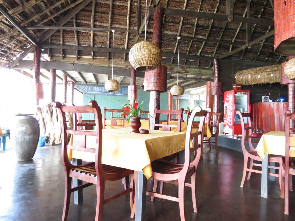 Why Not Guest House Hikkaduwa Extérieur photo