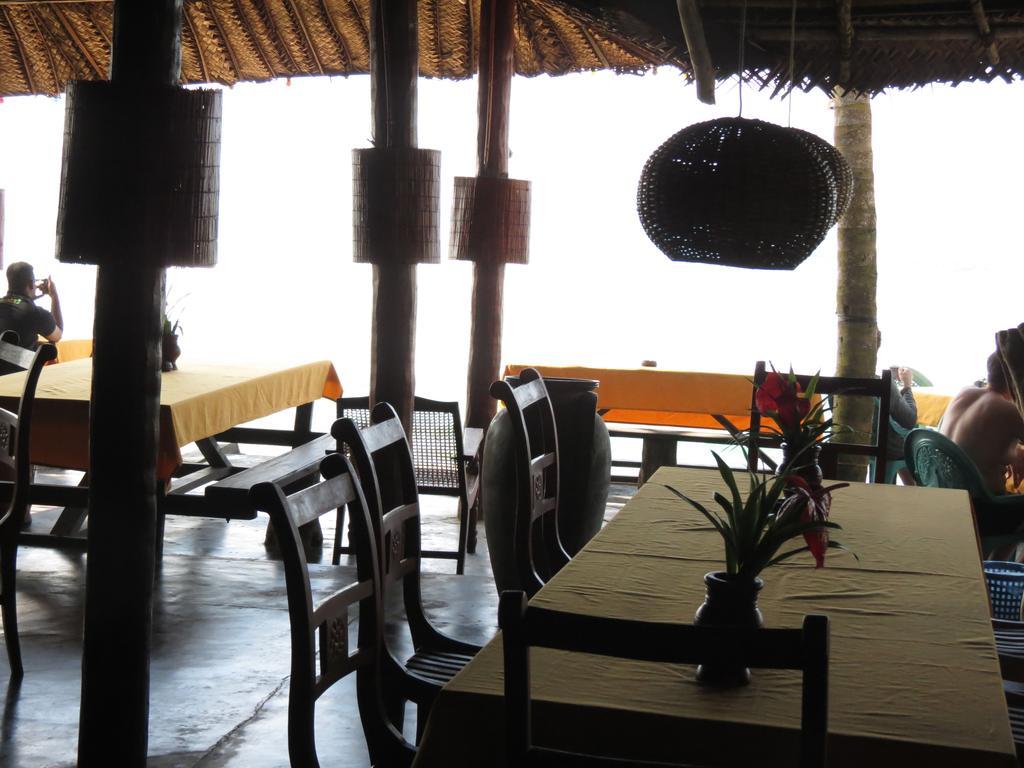 Why Not Guest House Hikkaduwa Extérieur photo