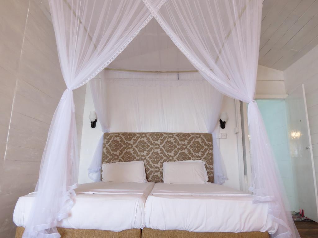 Why Not Guest House Hikkaduwa Extérieur photo