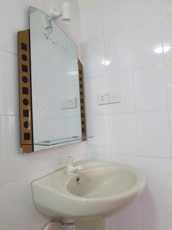Why Not Guest House Hikkaduwa Extérieur photo